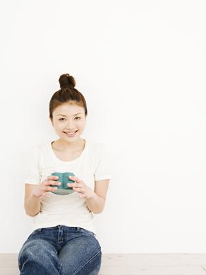 玉木新雌の作品も扱うオンラインショップ